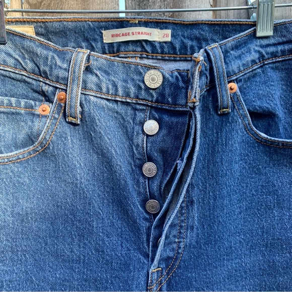 Levi’s Ribcage Straight Ankle Jeans Medium Wash SZ 28 - Picture 2 of 5